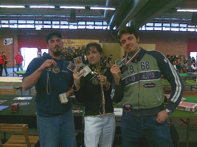 Da sinistra: Mexcalero, 3° classificato, Stefanchenco, 1° classificato, Davide, 2° classificato.